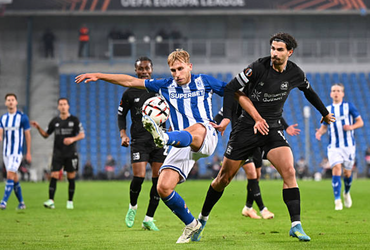 Lech Poznan vs Bayer Leverkusen (23:45 – 15/10)